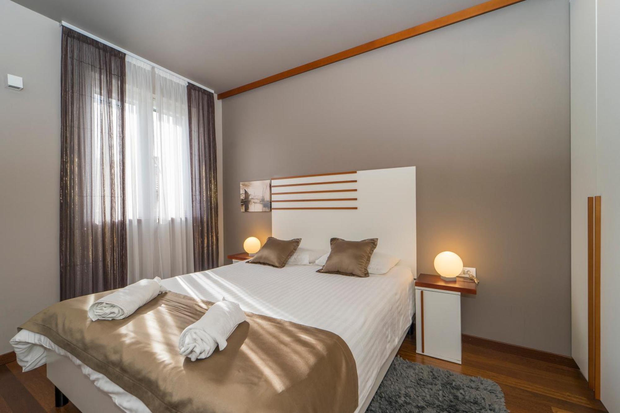 Luxury Rooms And Apartment Silente Bacvice Split Ngoại thất bức ảnh