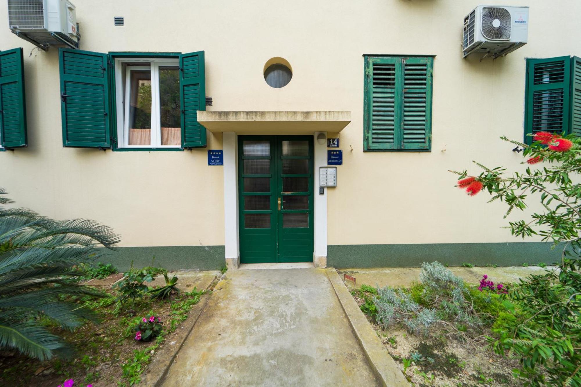 Luxury Rooms And Apartment Silente Bacvice Split Ngoại thất bức ảnh