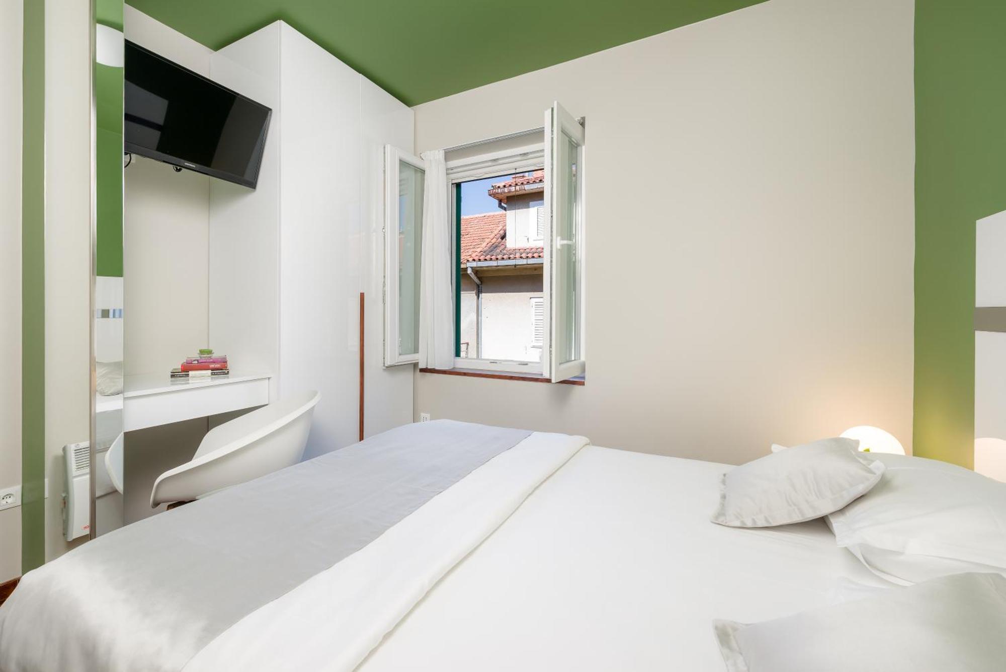 Luxury Rooms And Apartment Silente Bacvice Split Ngoại thất bức ảnh