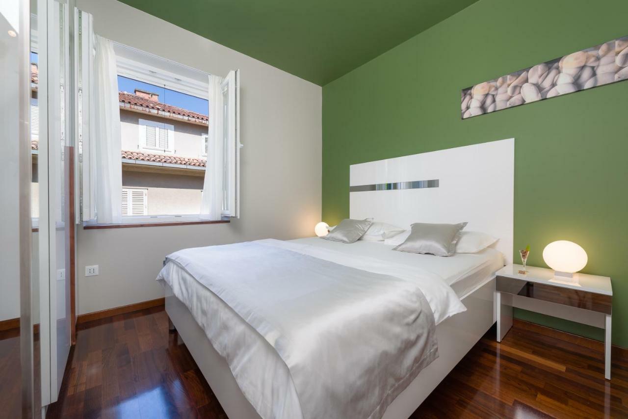 Luxury Rooms And Apartment Silente Bacvice Split Ngoại thất bức ảnh